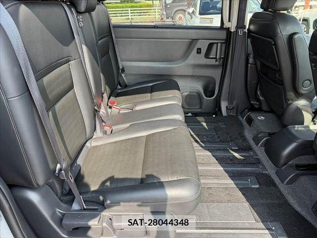 Nissan SERENA 2024-09 8210025-17
