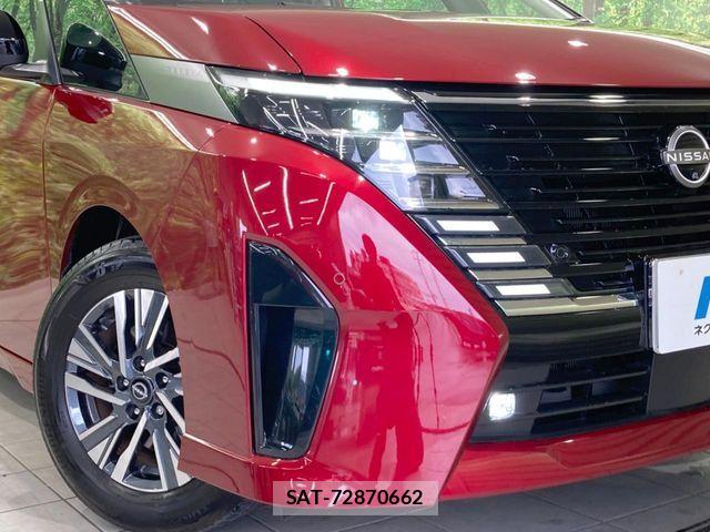Nissan SERENA 2023-04 8210030-12