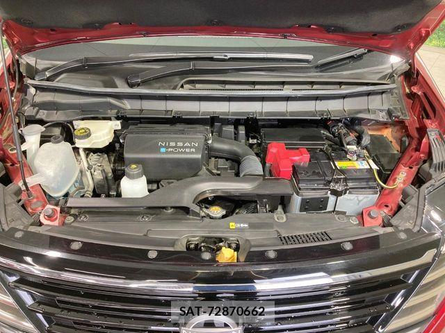 Nissan SERENA 2023-04 8210030-17