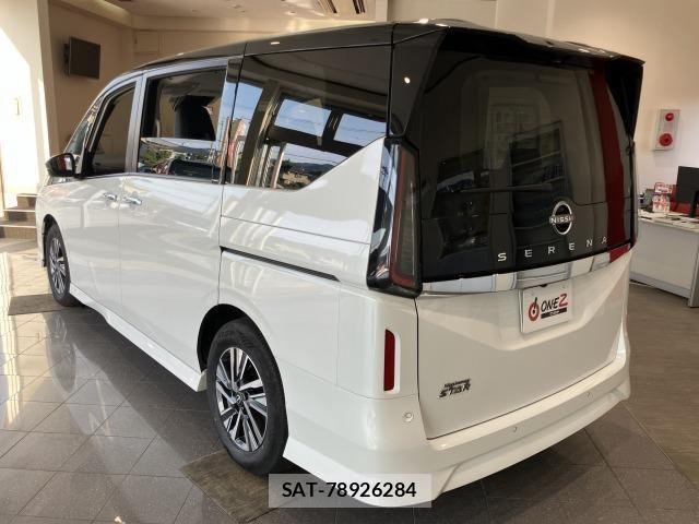 Nissan SERENA 2024-04 8210040-18