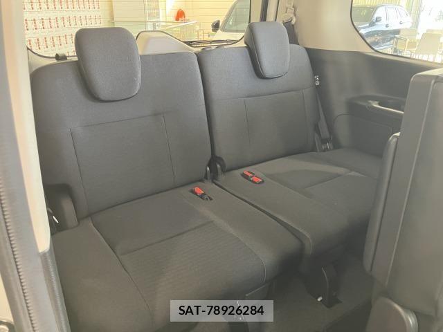 Nissan SERENA 2024-04 8210040-8