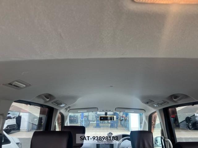 Nissan SERENA 2011-08 8210091-11