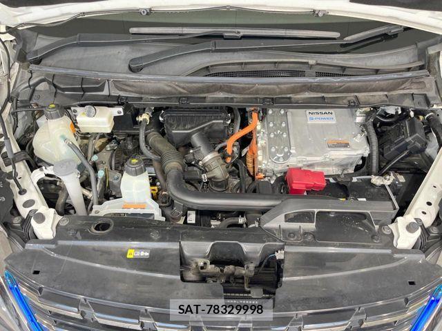 Nissan SERENA 2022-03 8210060-17