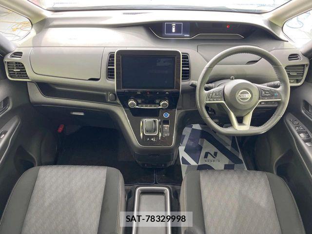 Nissan SERENA 2022-03 8210060-1
