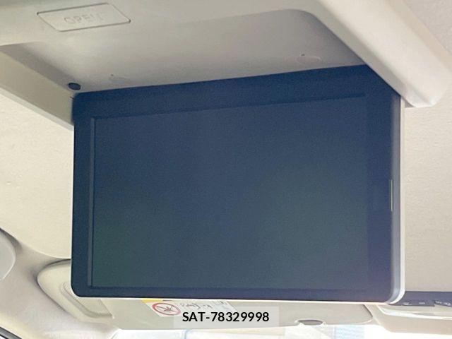 Nissan SERENA 2022-03 8210060-2