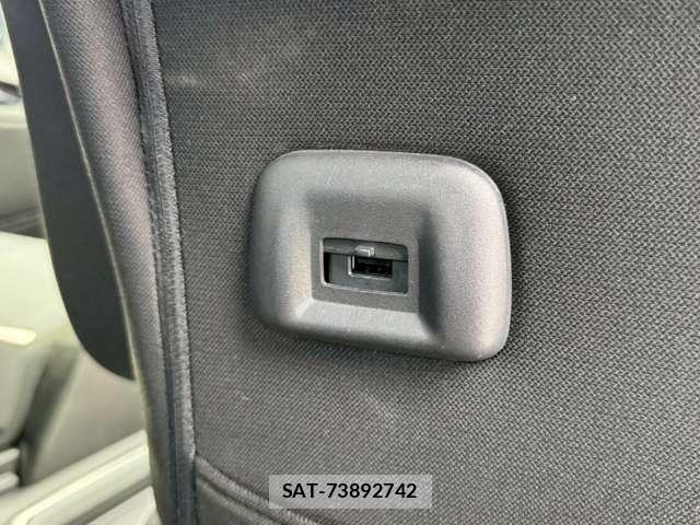 Nissan SERENA 2022-01 8210047-21