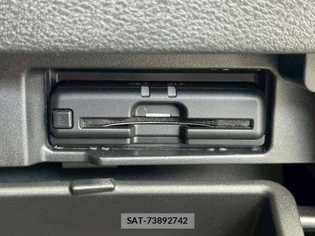 Nissan SERENA 2022-01 8210047-23