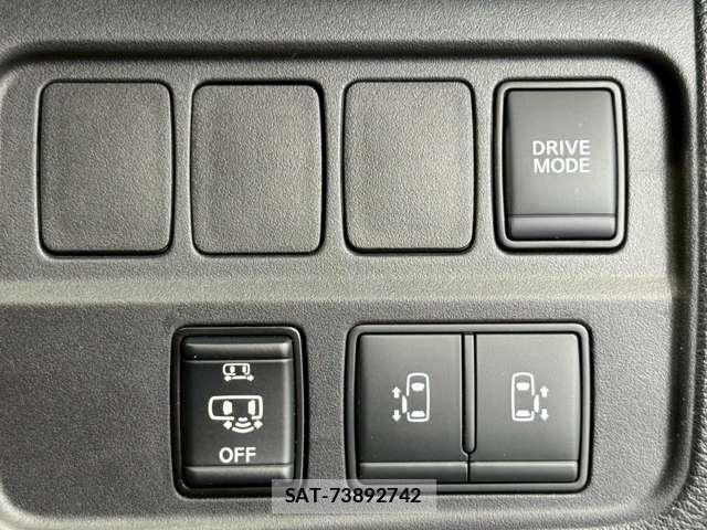 Nissan SERENA 2022-01 8210047-8
