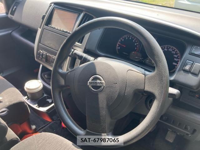 Nissan SERENA 2009-11 8210092-11