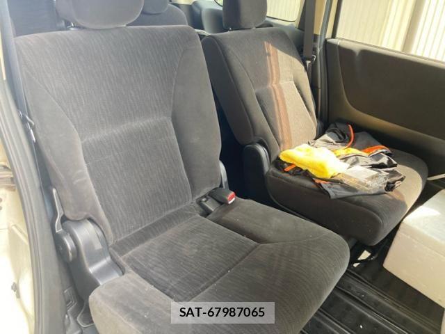 Nissan SERENA 2009-11 8210092-12