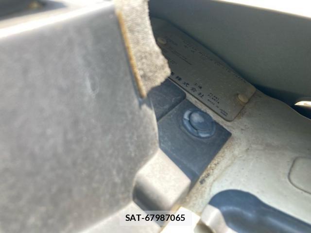 Nissan SERENA 2009-11 8210092-15