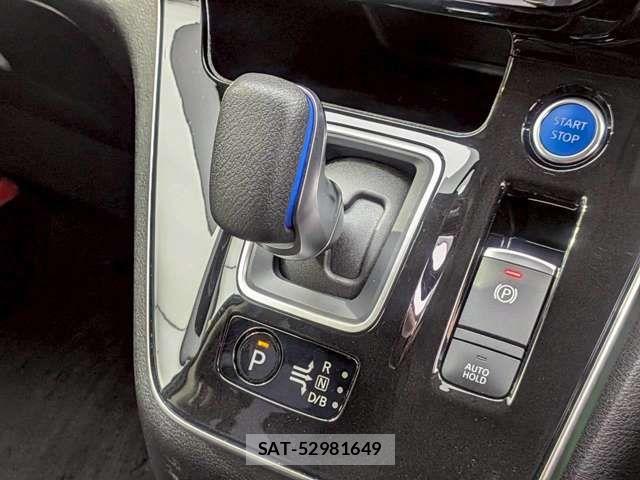 Nissan SERENA 2022-05 8210048-11