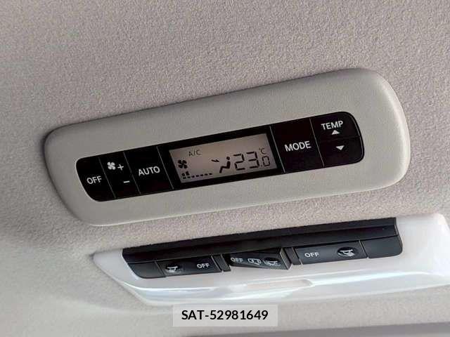 Nissan SERENA 2022-05 8210048-17