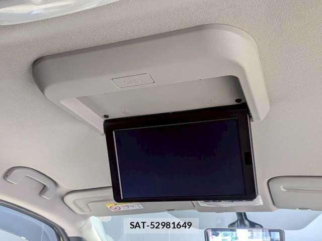 Nissan SERENA 2022-05 8210048-5