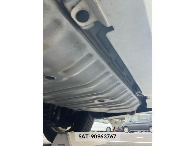 Nissan SERENA 2019-08 8231688-21