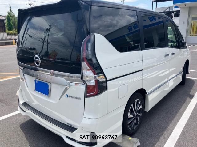Nissan SERENA 2019-08 8231688-3