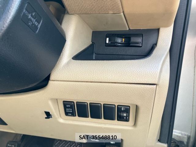 Nissan SERENA 2005-09 8231703-15