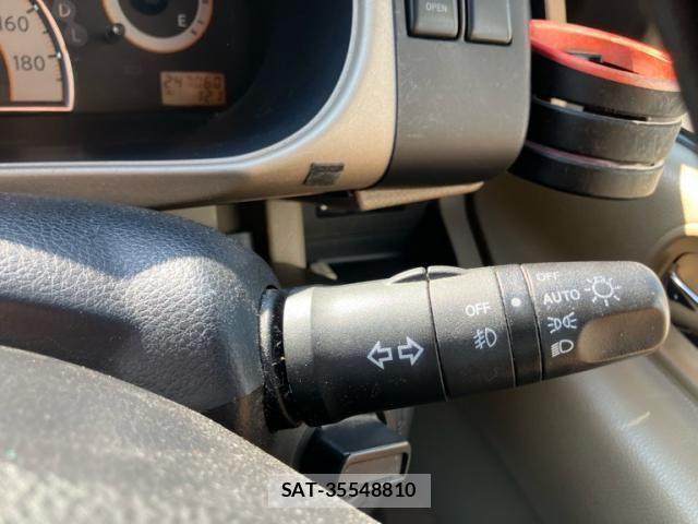 Nissan SERENA 2005-09 8231703-17