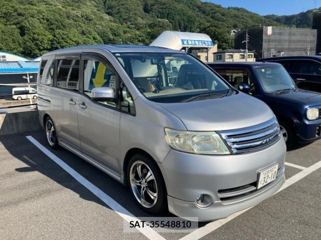 Nissan SERENA 2005-09 8231703-1