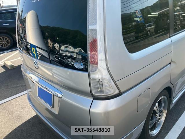 Nissan SERENA 2005-09 8231703-6