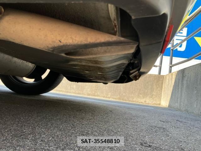 Nissan SERENA 2005-09 8231703-8