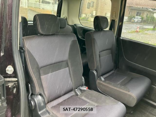 Nissan SERENA 2009-07 8231702-12