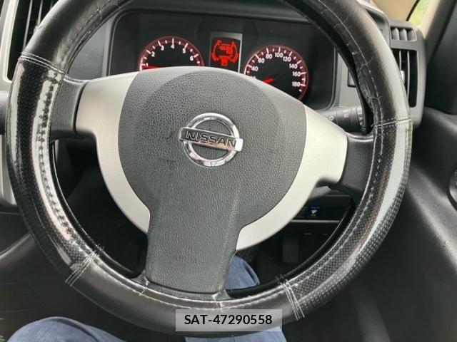 Nissan SERENA 2009-07 8231702-20