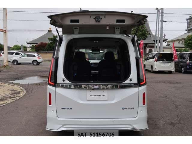 Nissan SERENA 2023-07 8231674-11