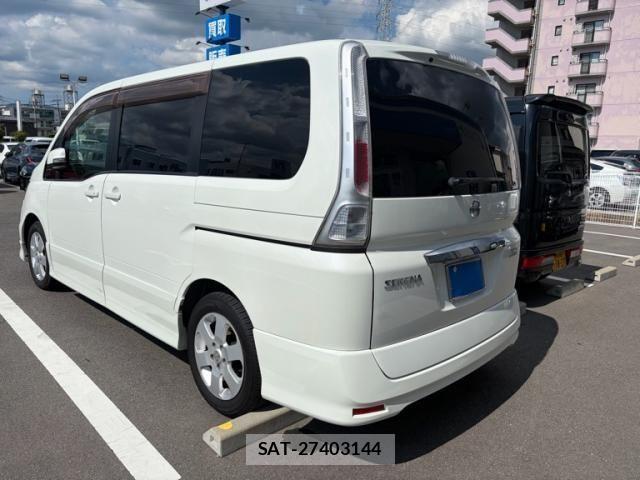Nissan SERENA 2010-09 8231690-3