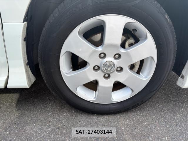 Nissan SERENA 2010-09 8231690-7