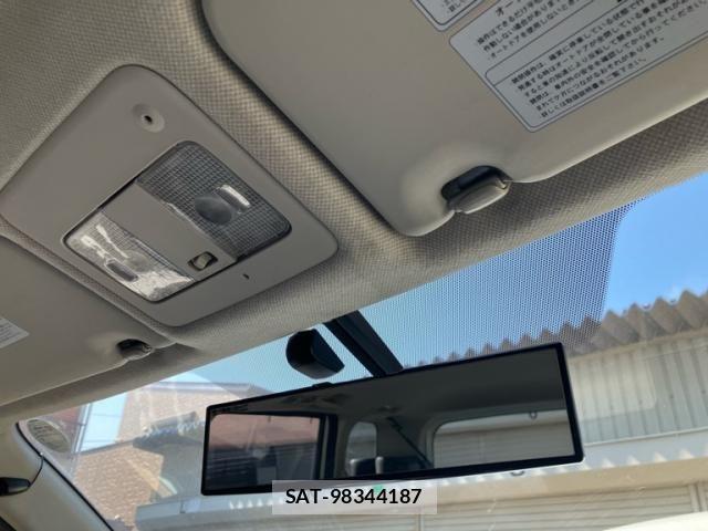 Nissan SERENA 2005-09 8231705-24
