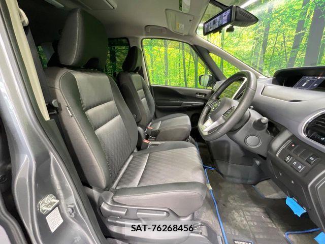 Nissan SERENA 2022-08 8231686-8