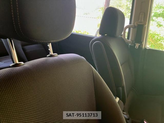 Nissan SERENA 2009-09 8231706-9