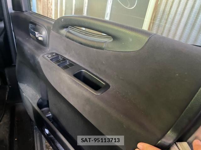 Nissan SERENA 2009-09 8231706-11