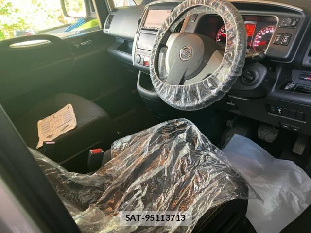 Nissan SERENA 2009-09 8231706-12