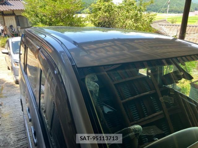 Nissan SERENA 2009-09 8231706-2