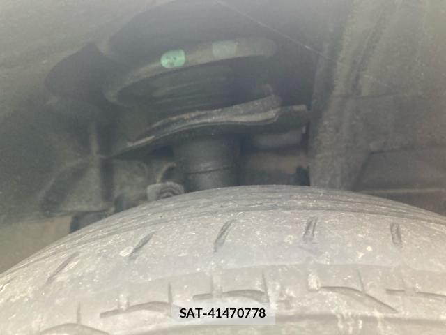 Nissan SERENA 2007-06 8231697-9