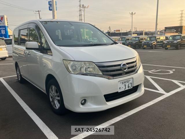 Nissan SERENA 2012-04 8231707-0