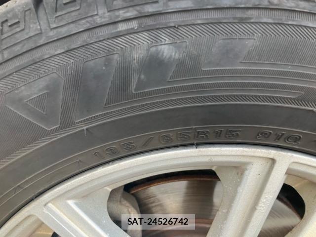 Nissan SERENA 2012-04 8231707-3