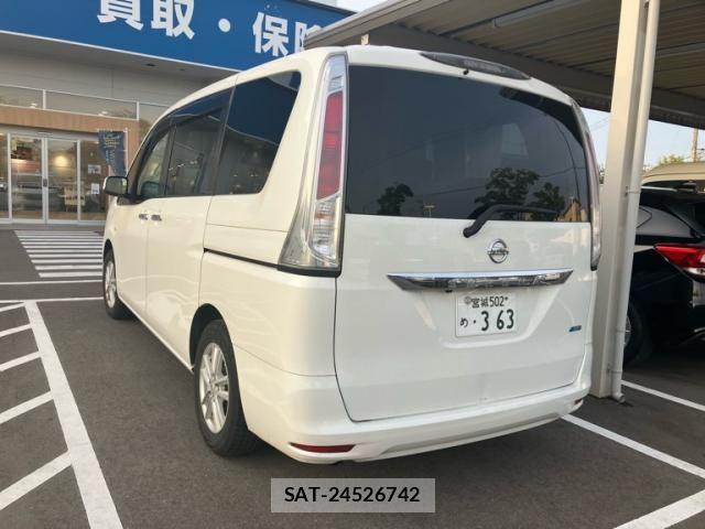 Nissan SERENA 2012-04 8231707-5