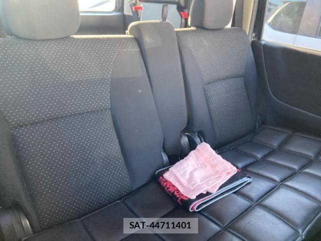 Nissan SERENA 2009-07 8231698-11