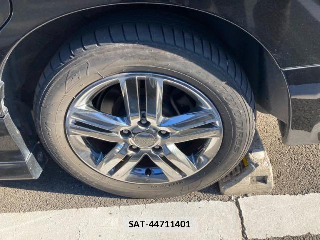 Nissan SERENA 2009-07 8231698-4