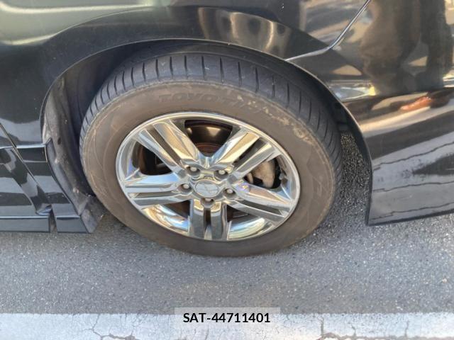 Nissan SERENA 2009-07 8231698-6