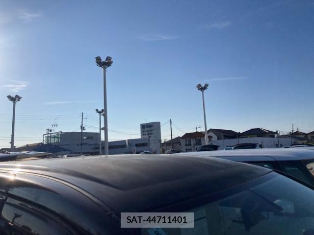 Nissan SERENA 2009-07 8231698-8