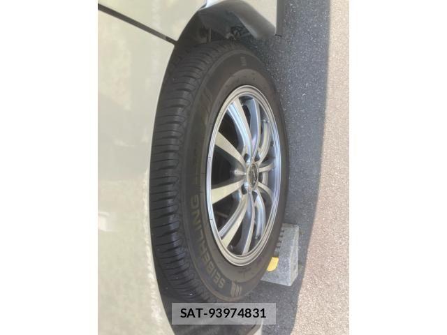Nissan SERENA 2012-06 8246622-9