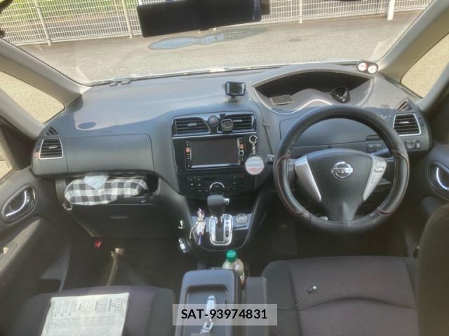 Nissan SERENA 2012-06 8246622-13