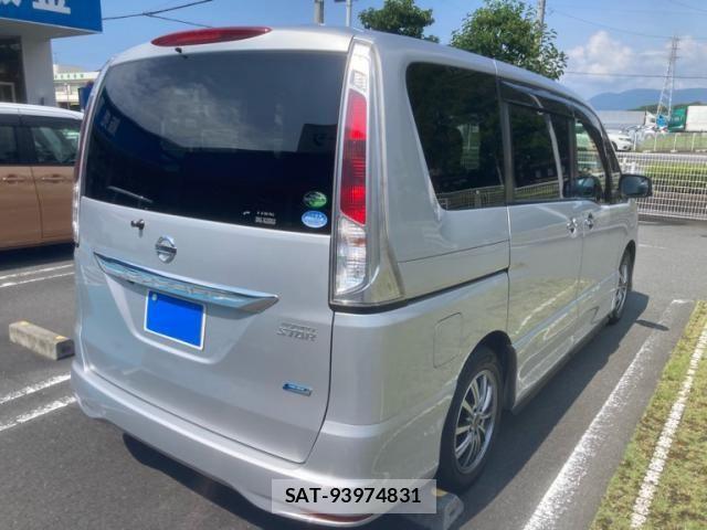 Nissan SERENA 2012-06 8246622-2