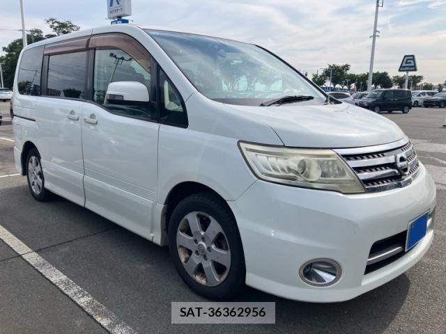 Nissan SERENA 2009-07 8246627-0