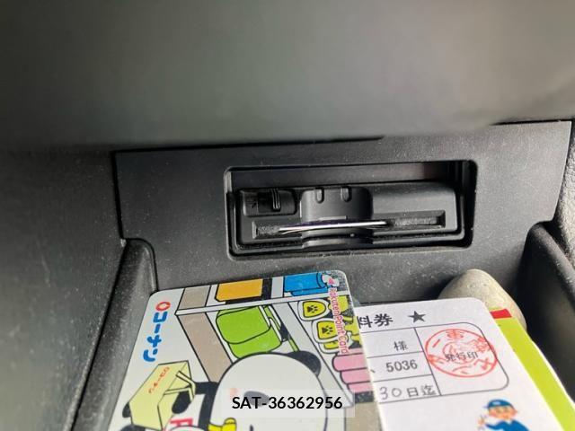 Nissan SERENA 2009-07 8246627-16