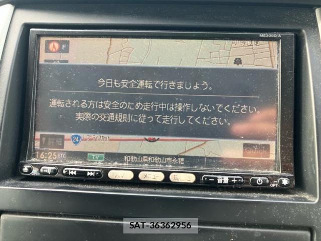 Nissan SERENA 2009-07 8246627-25